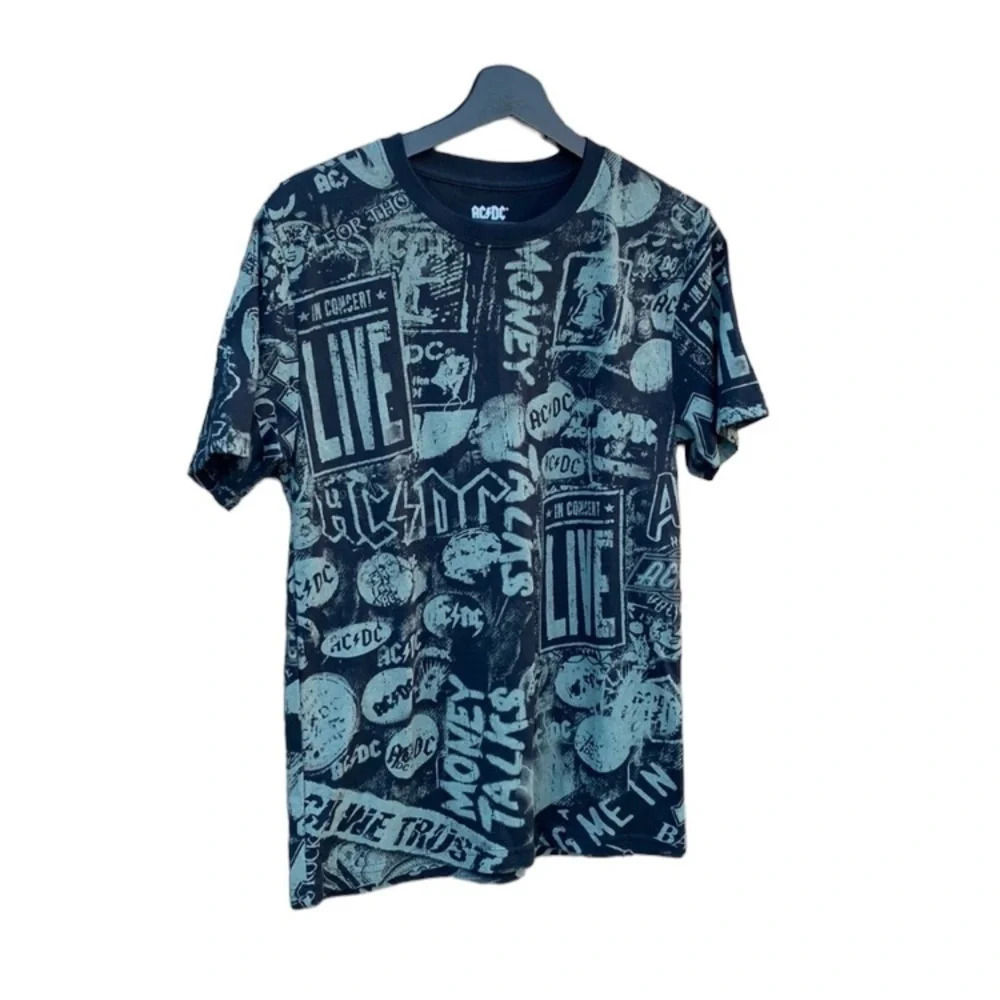 Acdc men’s black small tee shirt pit to pit 18", length 26 1/2"